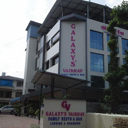 Galaxy Vaibhav Hotel Vasai Buitenkant foto