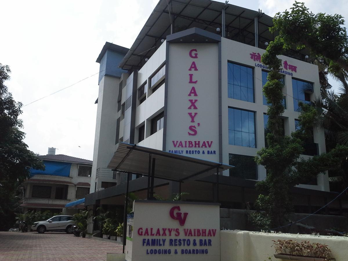 Galaxy Vaibhav Hotel Vasai Buitenkant foto